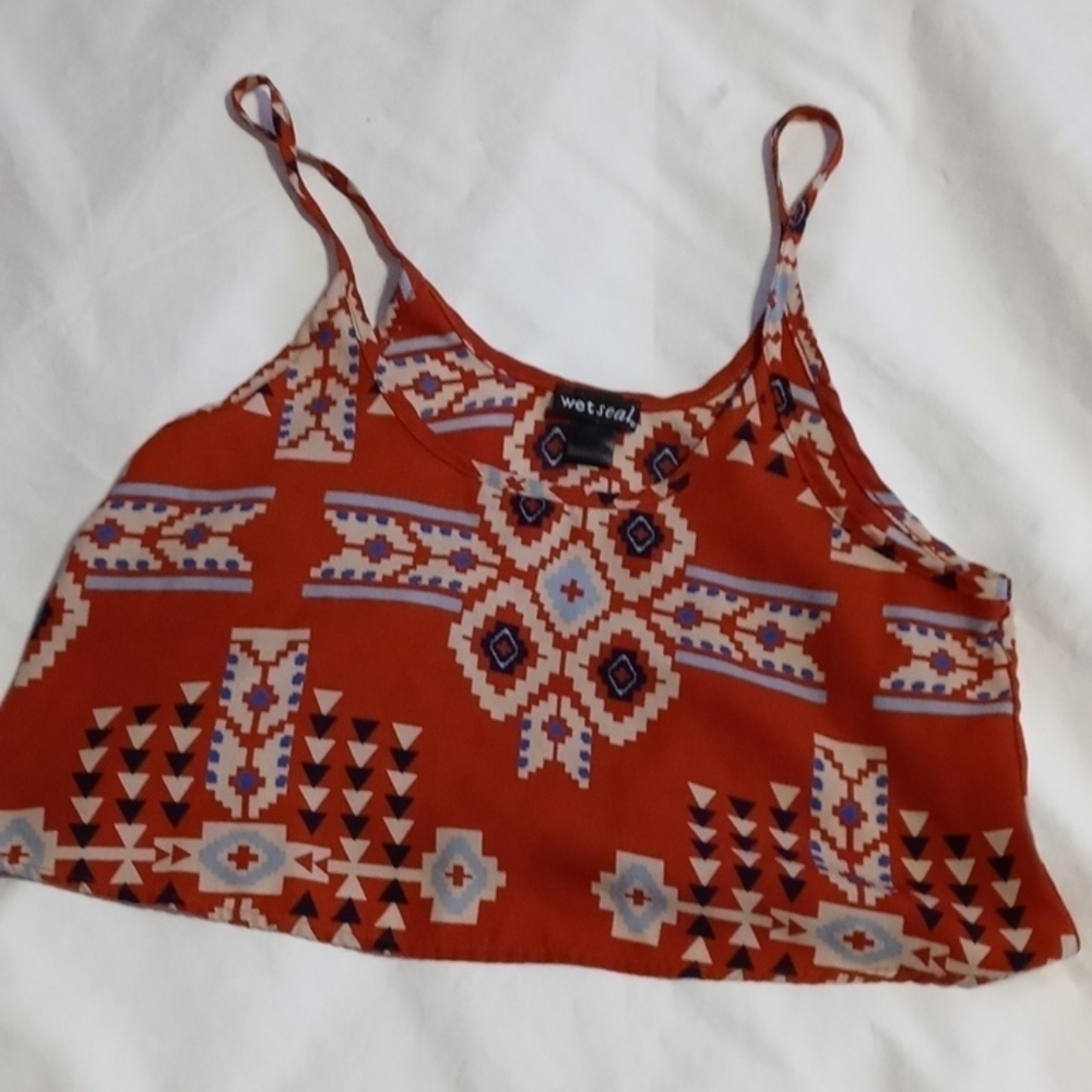 Wet seal sleeveless crop top